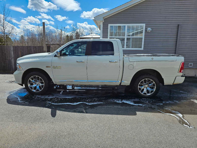 2016 Ram 1500 limited in Cars & Trucks in Moncton