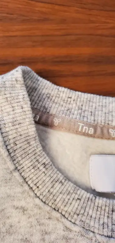 ARITZIA - Crewneck Pink & Grey63235092799363121