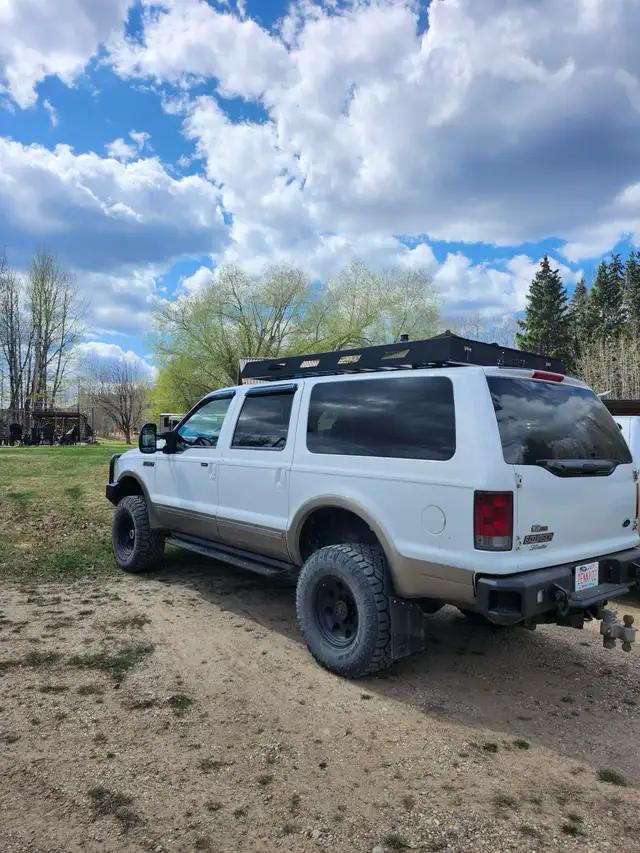 Custom 2002 Ford Excursion470492955636541441