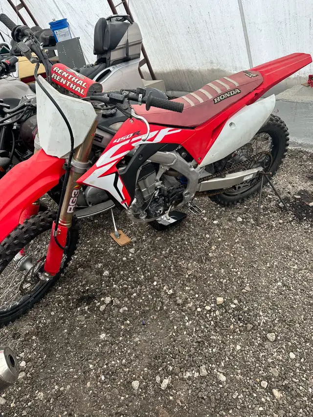 2019 450R Honda  in Dirt Bikes & Motocross in Winnipeg - Image 5