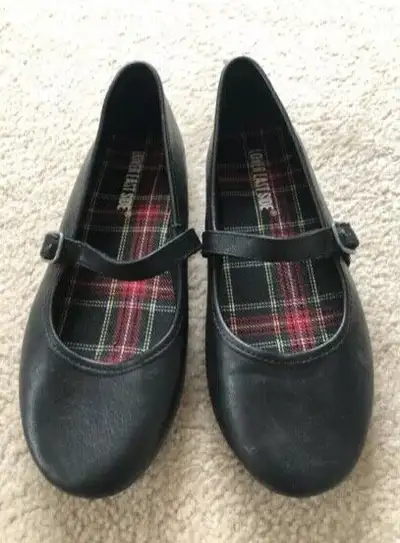 Women’s black shoes (flats), View more