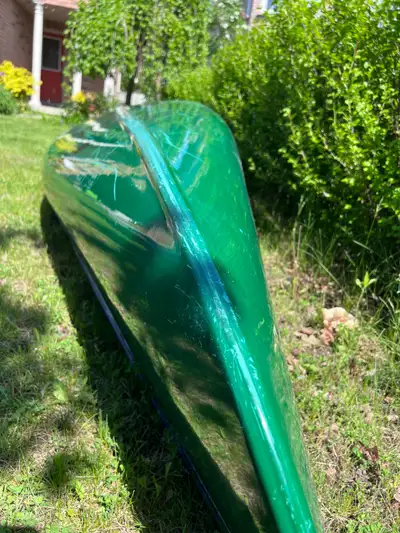 17’ Nova Craft Prospector Fibreglass Used on seven canoe trips 5 years old Stored indoor “Upgraded”...