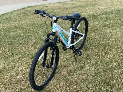 Nakamura Pristine 24inch White/Blue Bike- Excellent Shape, View more