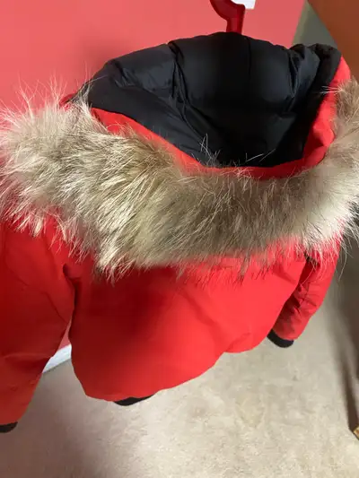 women xs Canada goose. , View more