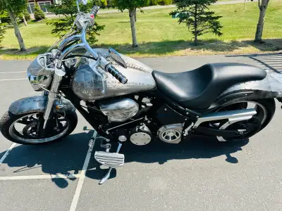 For sale is a striking Custom 2009 Yamaha Warrior 1700cc, Head turning Bike, boasting a robust 1700c...
