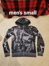 Men's small full zip black printed hoodie