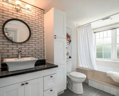 2 bed 2 bath Bedford