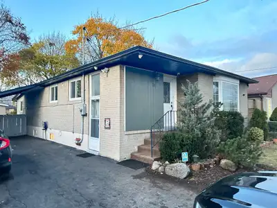 Private room for rent in a lovely Etobicoke North neighborhood (main floor of a house) from August 1...