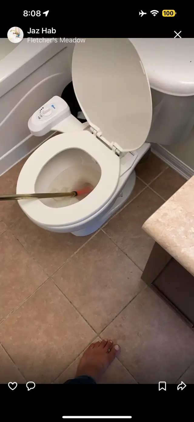 Licensed plumber62864743344001123