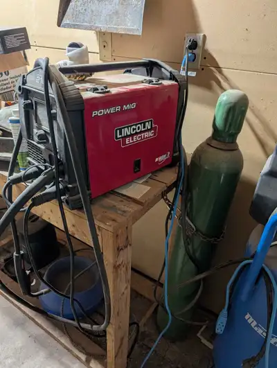 POWER MIG 210 MP Multi-Process Weldermulti-process welder is portable for MIG, stick, TIG, and flux-...