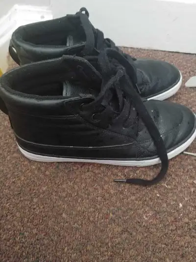 boys shoes size 4 , View more