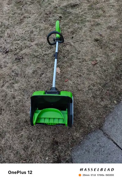 Electric snow shovel, View more