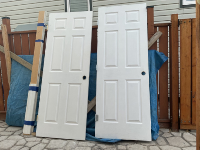 Interior doors in Other in Whitehorse - Image 2