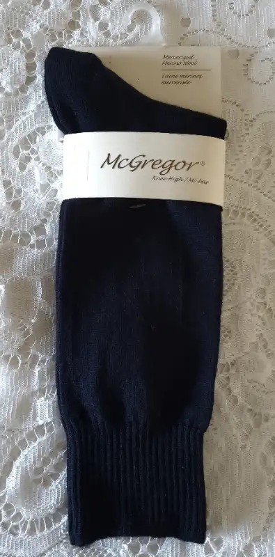 "McGREGOR" WOMEN'S KNEE HIGH SOCKS, View more