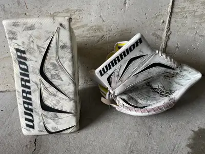 Warrior Messiah senior size goalie gloves very good condition, View more