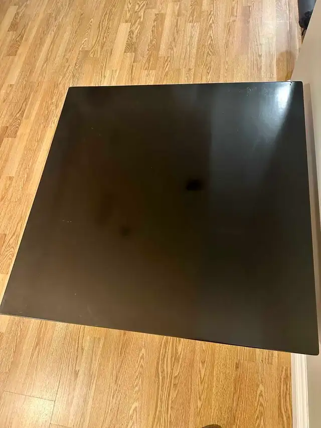 Black Wooden Coffee Table in Coffee Tables in City of Toronto - Image 4