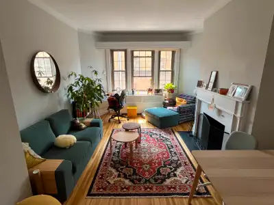 $1500 per month 2156 Rue Sherbrooke Ouest Furniture included in sublet Quiet building, next door to...