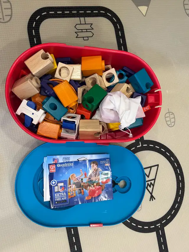 Hape Quadrilla Stack Track Bucket Set Marble Run in Toys & Games in Mississauga / Peel Region - Image 3