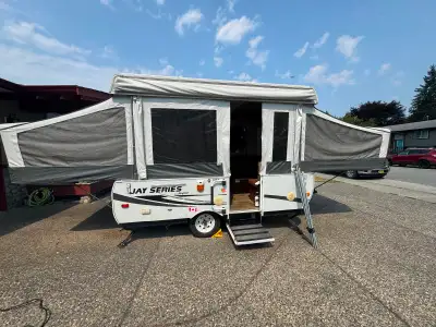 Jayco Series Tent Trailer – Very Good Condition Jayco Series tent trailer in very good condition. It...