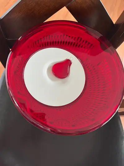Like new Guzzini big salad spinner (spin and store), View more