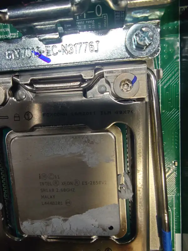IBM SAN Controller 2145-DH8 2x E5-2650v2 No Ram535727053682790402