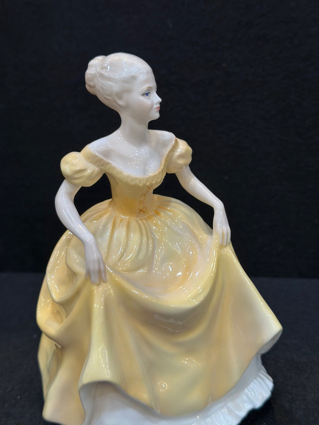 Vintage Coalport Lady of Fashion Emily figurine- made in England in Arts & Collectibles in Hamilton - Image 3