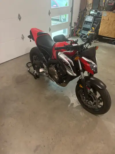 For Sale 2018 Honda CB 650F, really good bike low km, lots of power and sounds great. Stored in heat...