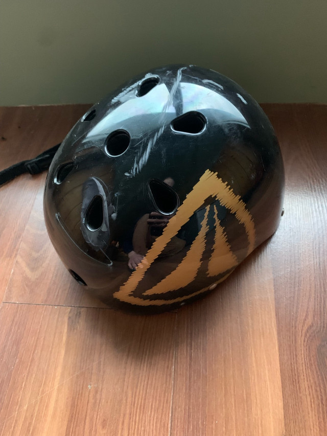 Firefly Helmet  in Other in Owen Sound - Image 2