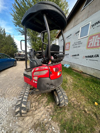  2023 mini excavator with thumb !! Rent day/week or month 