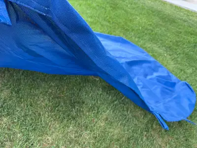 In good condition. Protection from the elements. - has formed corners with side drops - secures with...