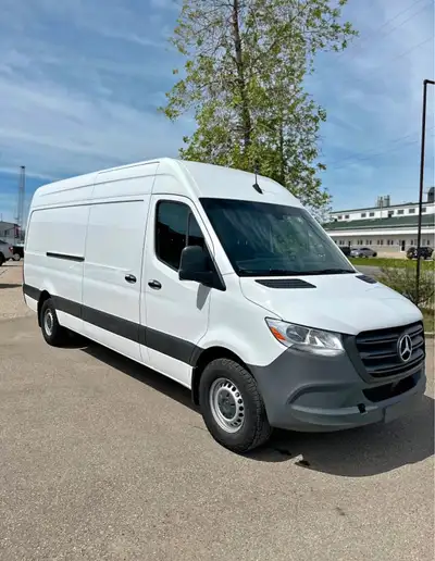 Truck, Trailer and 15 foot Mercedes Sprinter Van for Hire – Edmonton & Area | Fast • Friendly • Affo...