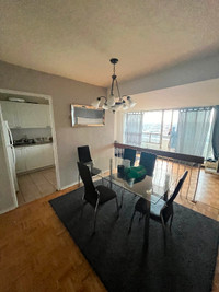 Room for rent in the Midtown!