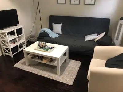 Hey U of W students, Bachelor apt at 2364 University west, available now