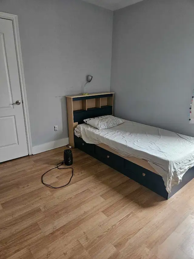 Private Room Near Downtown Toronto