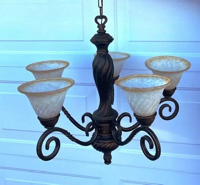 LUMINAIRE-PLAFONNIER-FIXTURE-LAMPE DE PLAFOND in Indoor Lighting & Fans in Laval / North Shore - Image 4