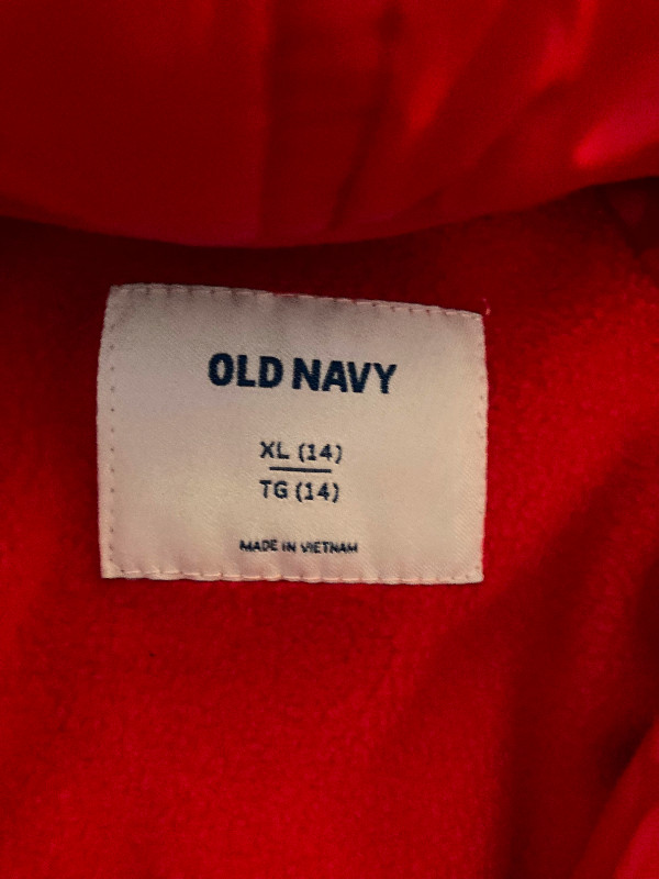 Brand new Girls Red Old Navy Jacket in Kids & Youth in Guelph - Image 4