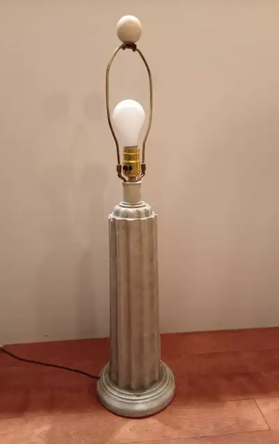 lampe de table en plâtre des années 90, View more