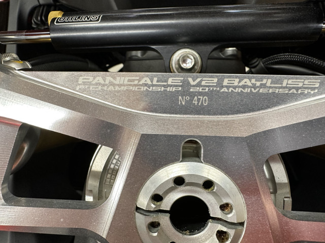 Ducati Panigale V2 Bayliss 2022 dans Motos sport  à Ville de Montréal - Image 2