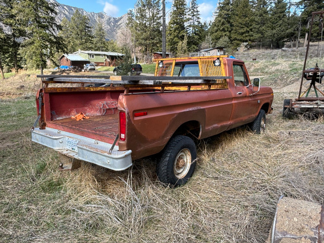 1976 Ford f 250 4x4 in Cars & Trucks in Whistler - Image 3