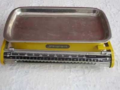 MID CENTURY MODERN STUBE SCALE KITCHEN SCALE, MADE BY STUBE, WEST GERMANY THE YELLOW COLOR IS BREATH...