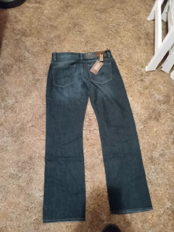 34 HERITAGE JEANS - BRAND NEW WITH TAGS ON THEM dans Hommes  à Kitchener / Waterloo - Image 3