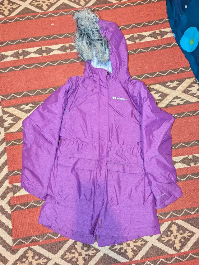 Kid's Winter Jacket in Kids & Youth in Oshawa / Durham Region - Image 4