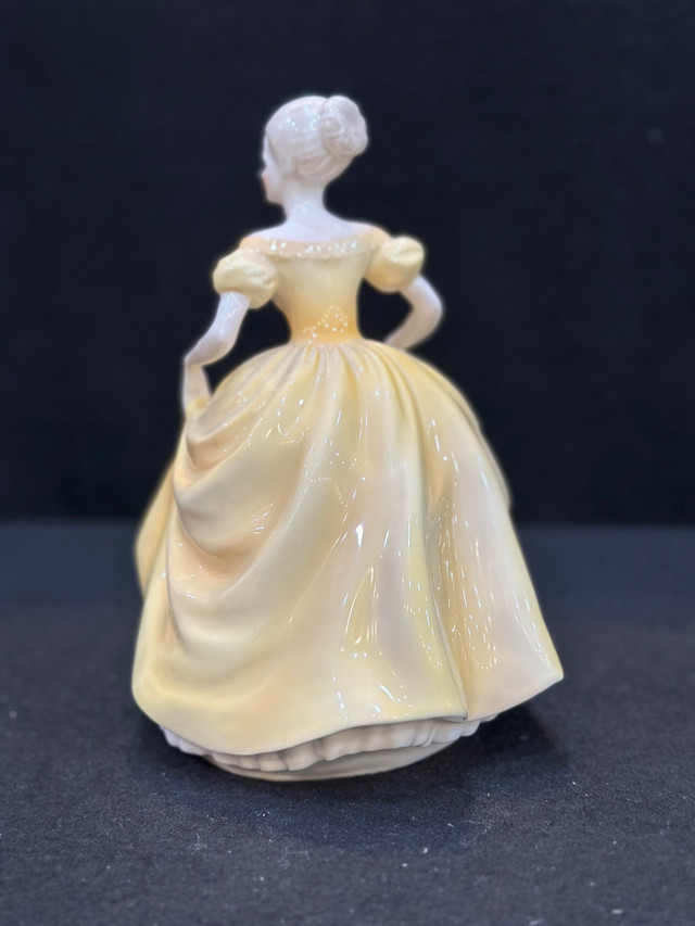 Vintage Coalport Lady of Fashion Emily figurine- made in England in Arts & Collectibles in Hamilton - Image 2