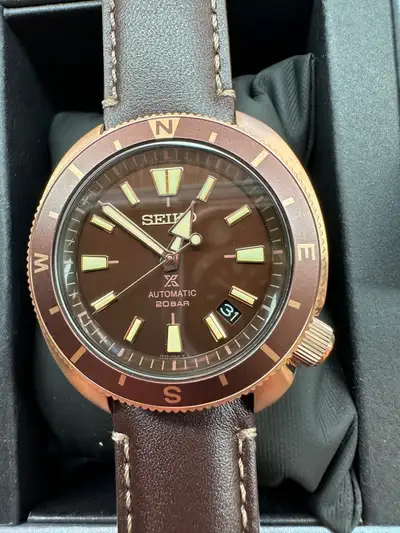 Seiko Prospex Rose gold on Brown, View more
