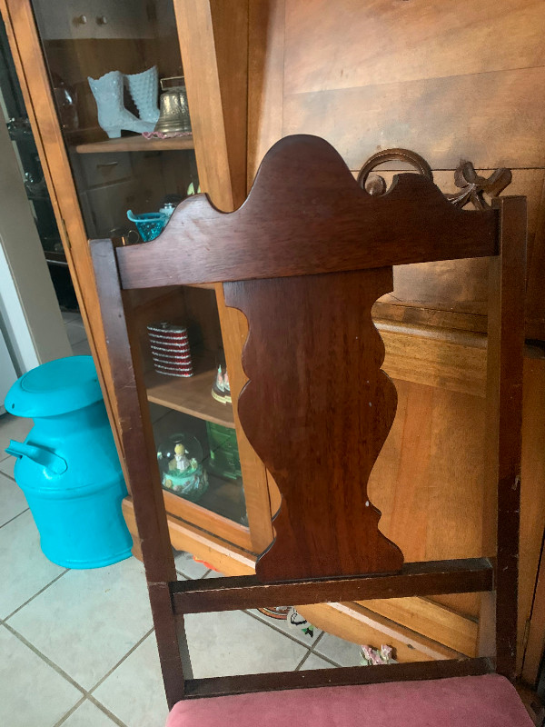 Antique mahogany empire vanity with mirror and chair in Dressers & Wardrobes in Kitchener / Waterloo - Image 3