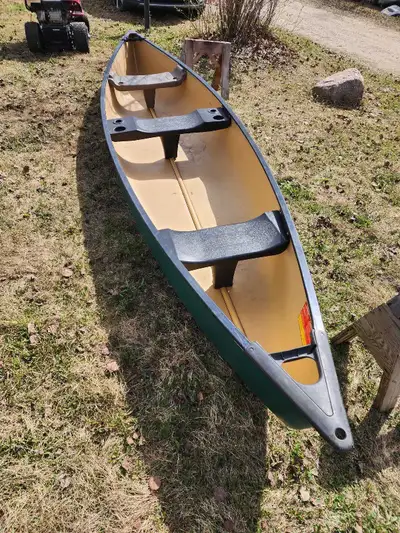 Canoe Pelican 15,5' (plastic), View more