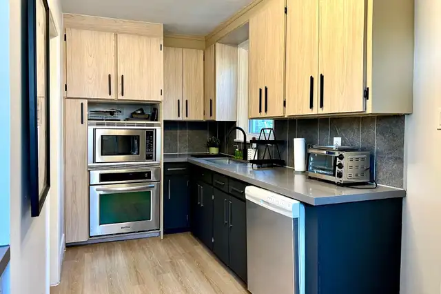 Furnished private room for rent in Room Rentals & Roommates in City of Toronto - Image 9