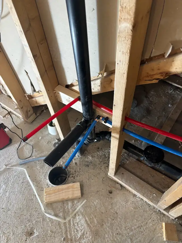 plumber/plombier628643544878101216