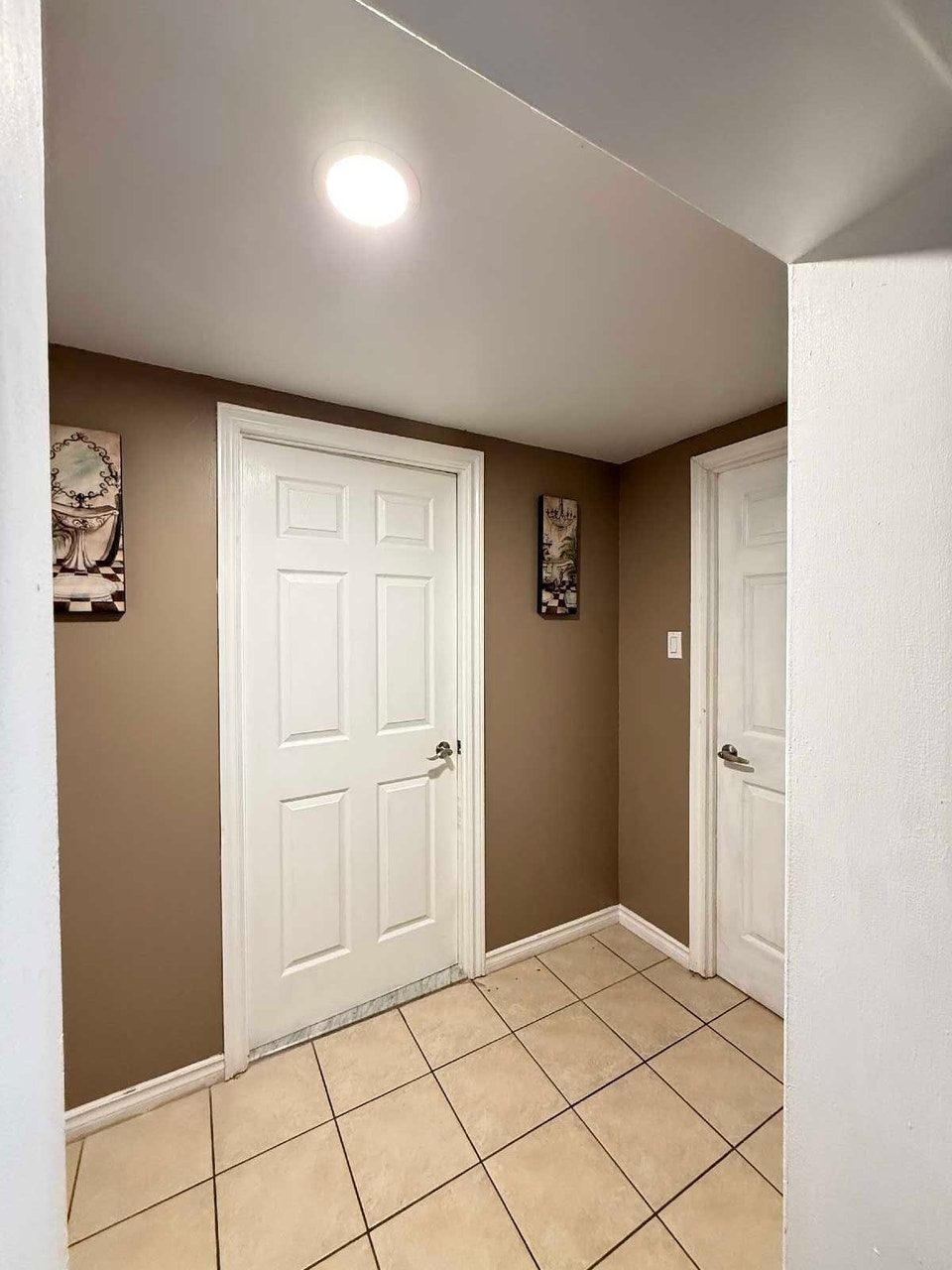 apt.for rent 5