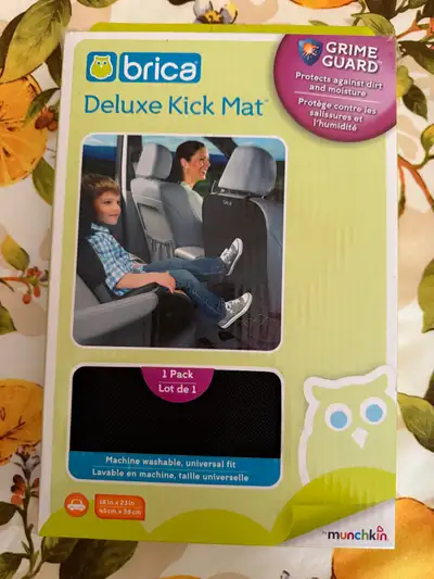 Idea pour protéger siège d’auto. Neuf dans boîte. Perfect to protect car seats. New in box.